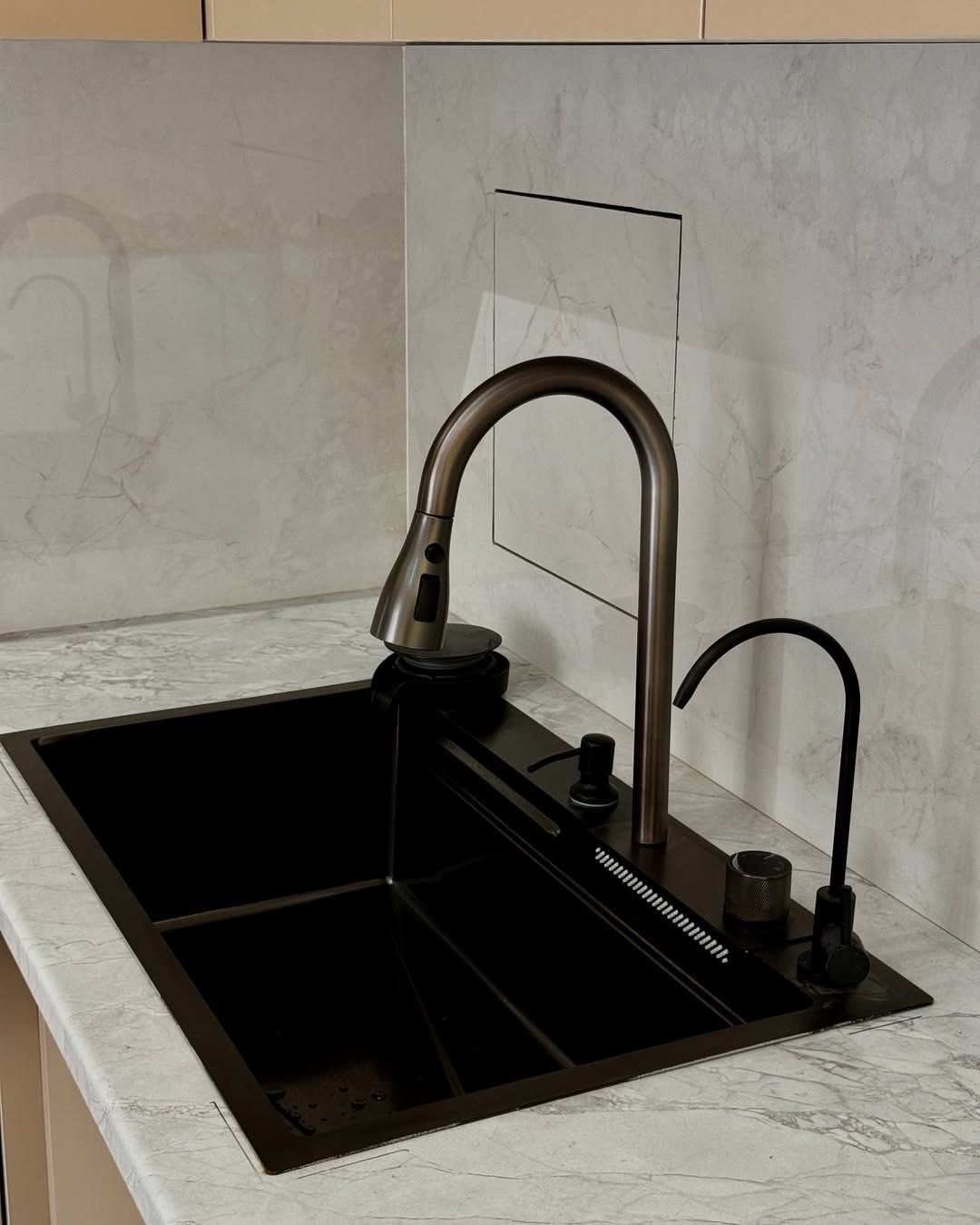 Tủ bếp Laminate Plus - Ảnh 3