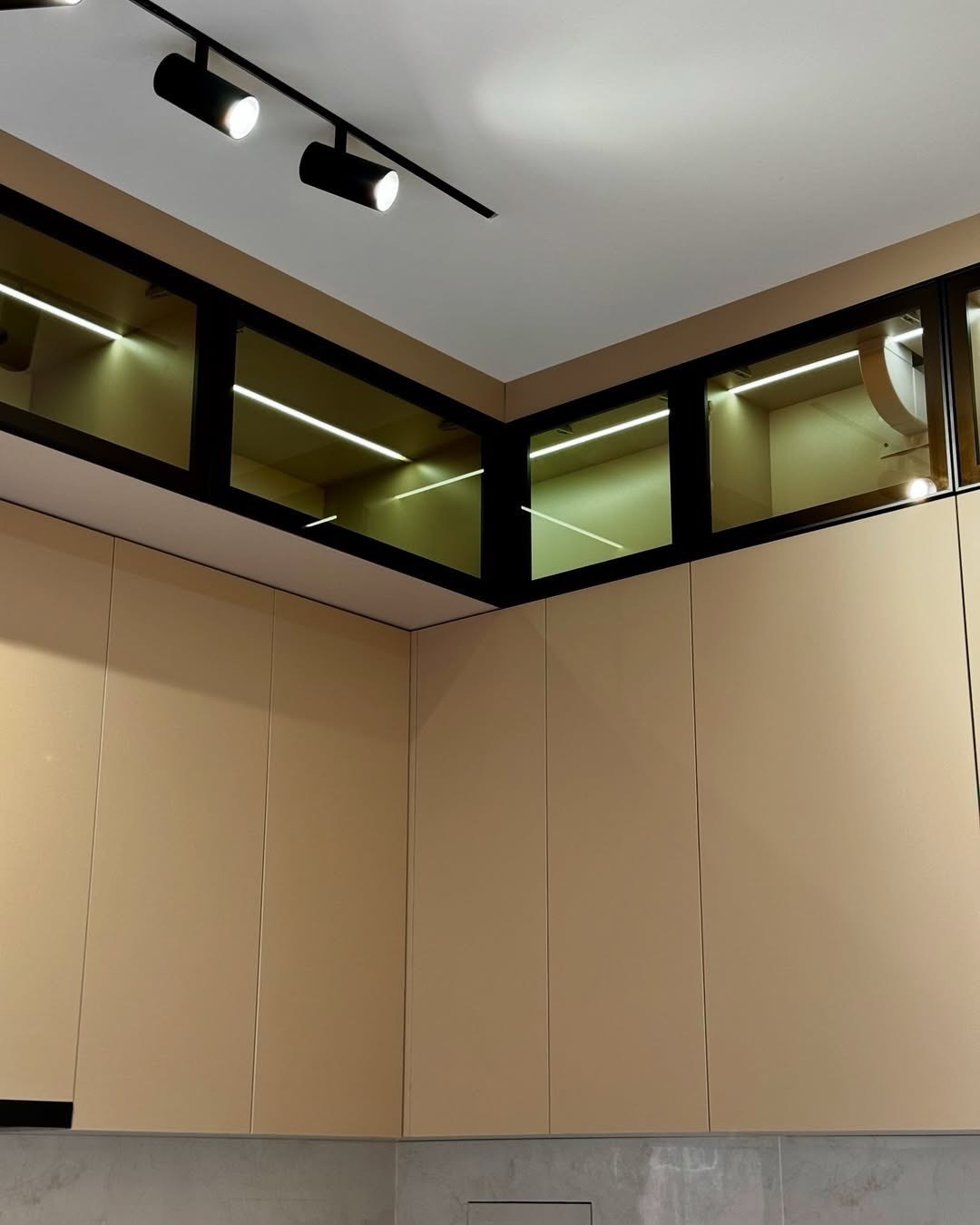 Tủ bếp Laminate Plus - Ảnh 10